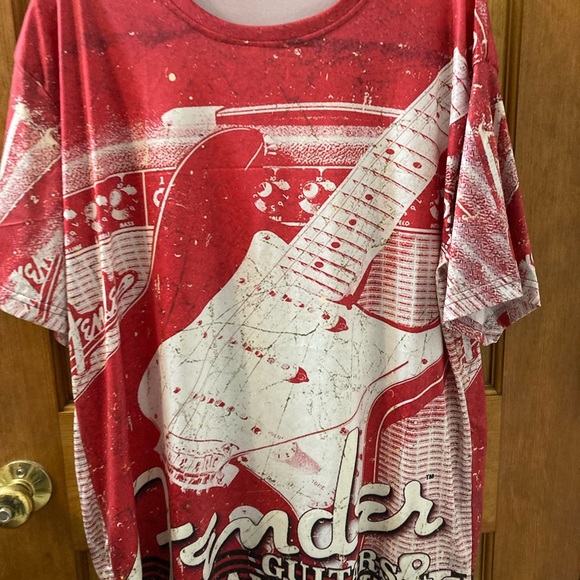 Fender guitars red tee xl - Picture 4 of 10